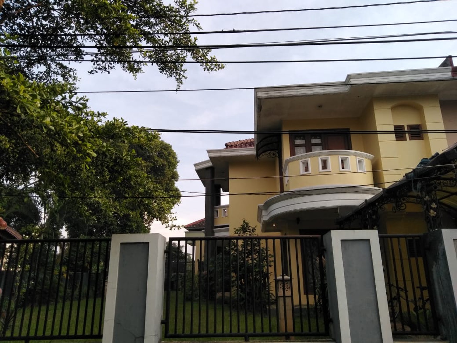 Dijual Rumah Nyaman dan Strategis di Bukit Cinere Indah - Dekat Tol Limo