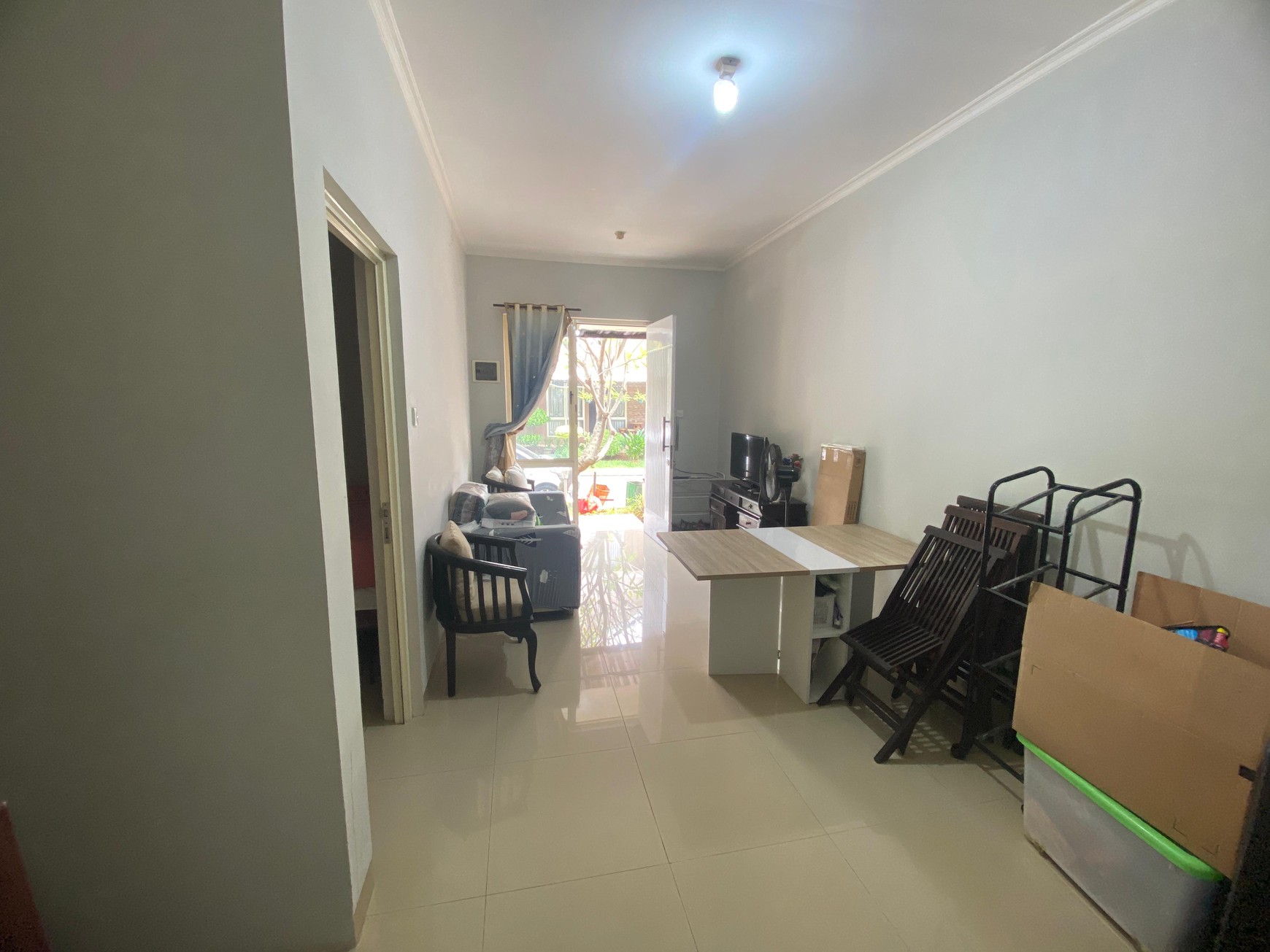 Di jual rumah cantik strategis siap huni