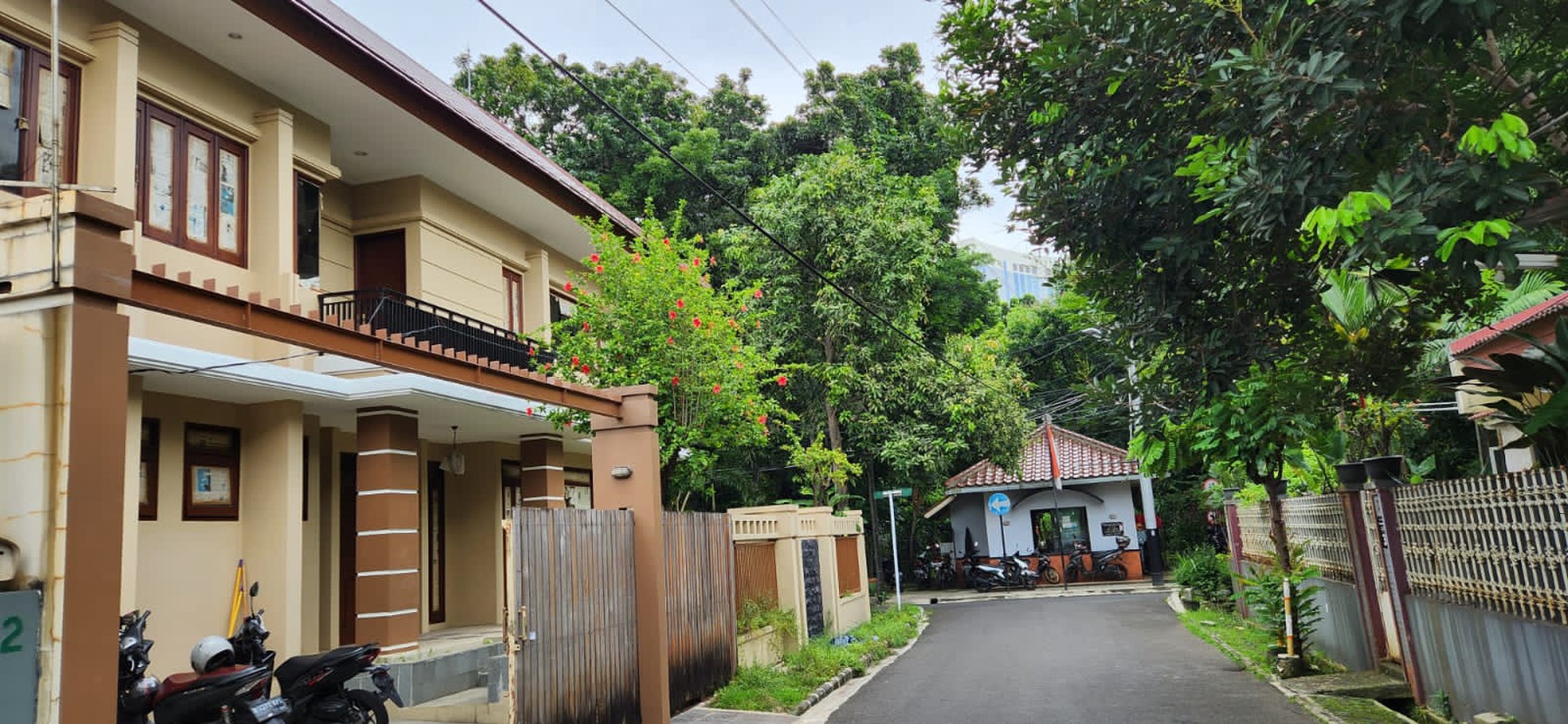 Dijual Rumah Mewah Siap Huni di Pondok Indah
