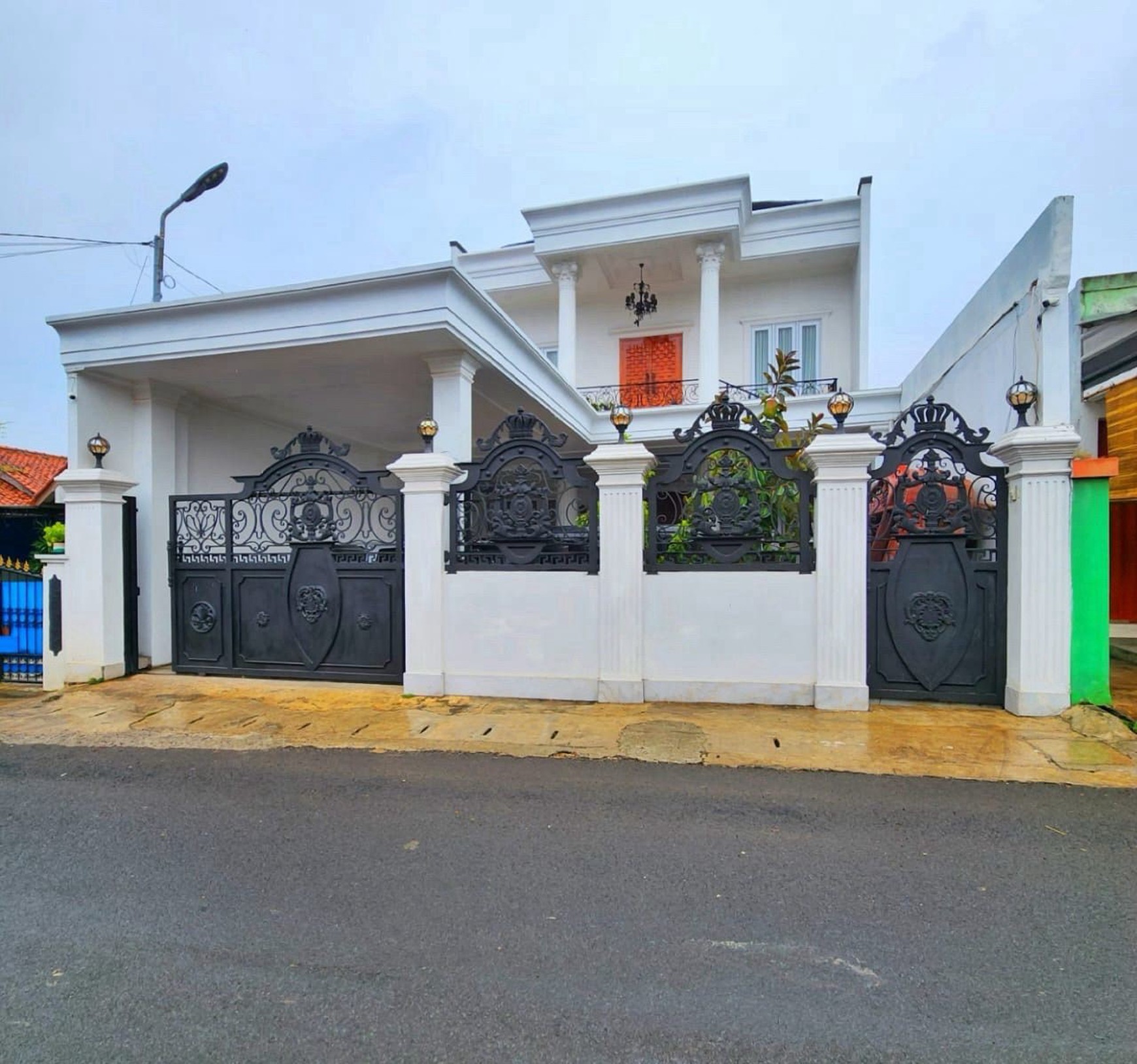 Rumah Mewah 2 Lantai di Parigi Lama Pondok Aren Tangerang Selatan