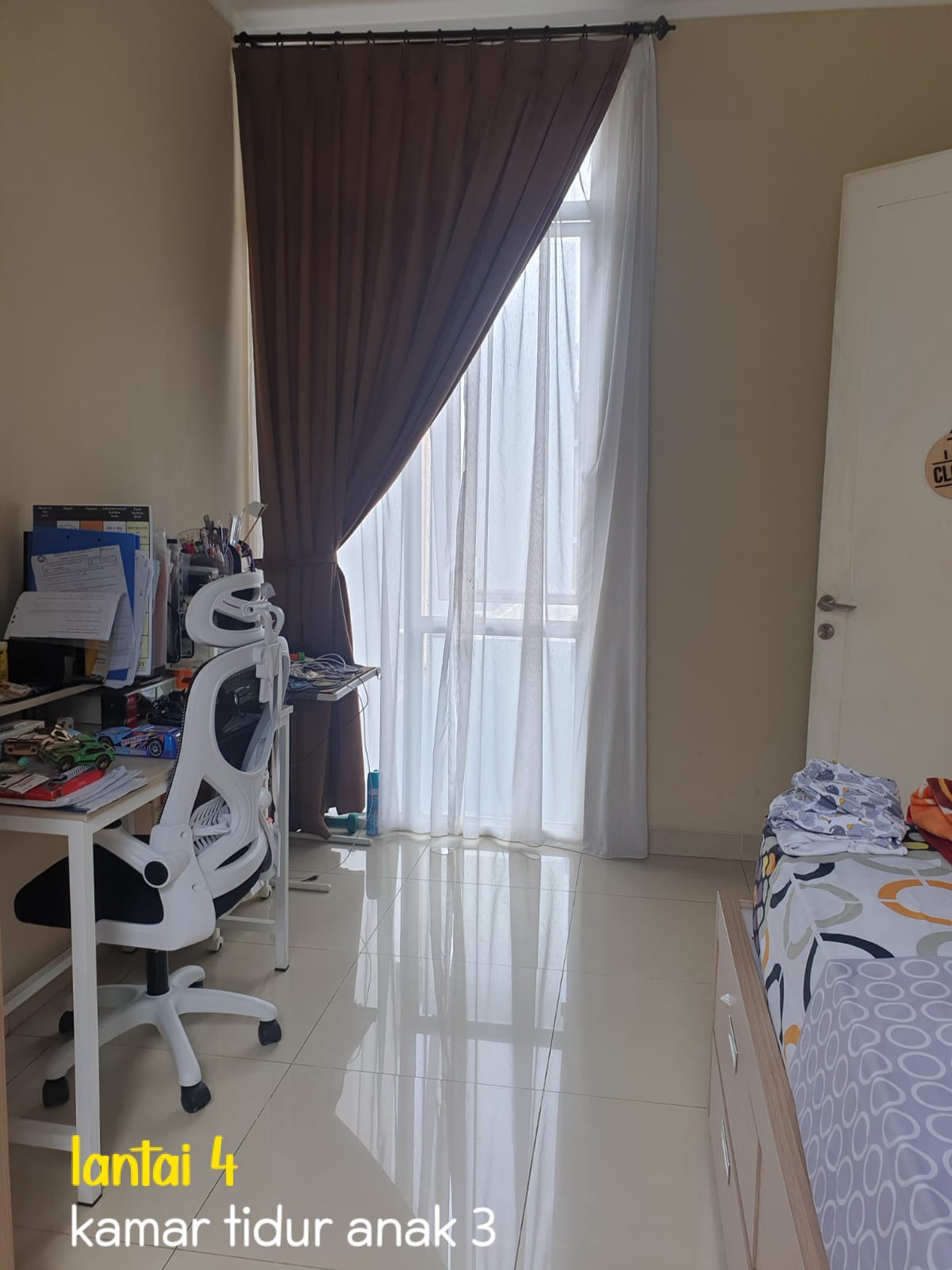 Rumah 4 lantai,dalam cluster di Bintaro Jaya 7