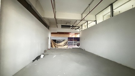 Ruang Kantor Di Sarana Square Tebet, Lokasi Strategis Dekat Jl. MT Haryono
