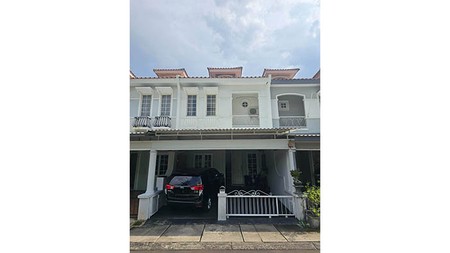 Rumah Bukit Gading Mediterania, Kelapa Gading, Jakarta Utara