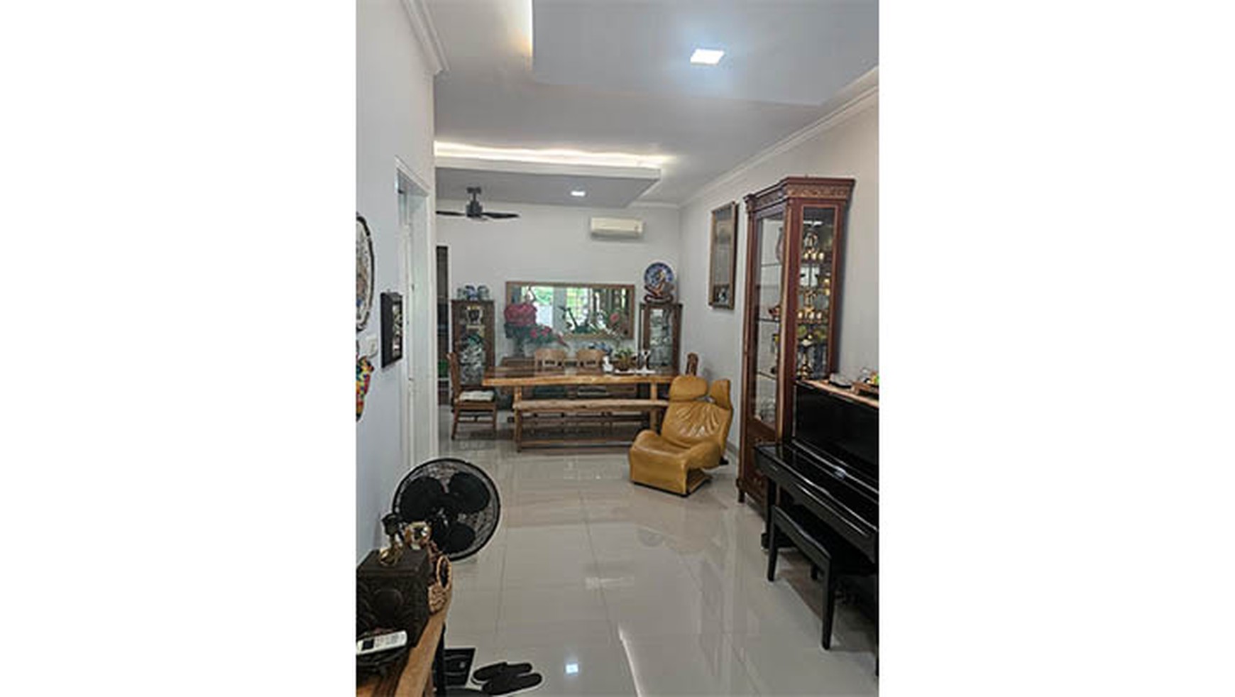 Rumah Bukit Gading Mediterania, Kelapa Gading