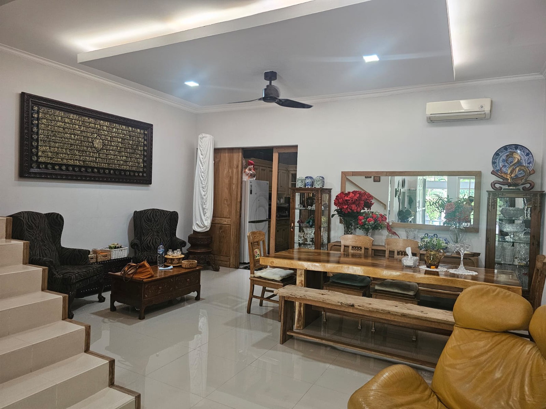 Rumah Bukit Gading Mediterania, Kelapa Gading