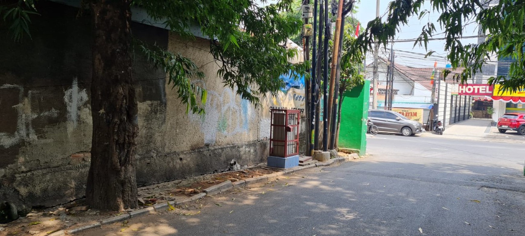 Rumah Tua Hitung tanah, di Jl Raya Kebayoran Lama