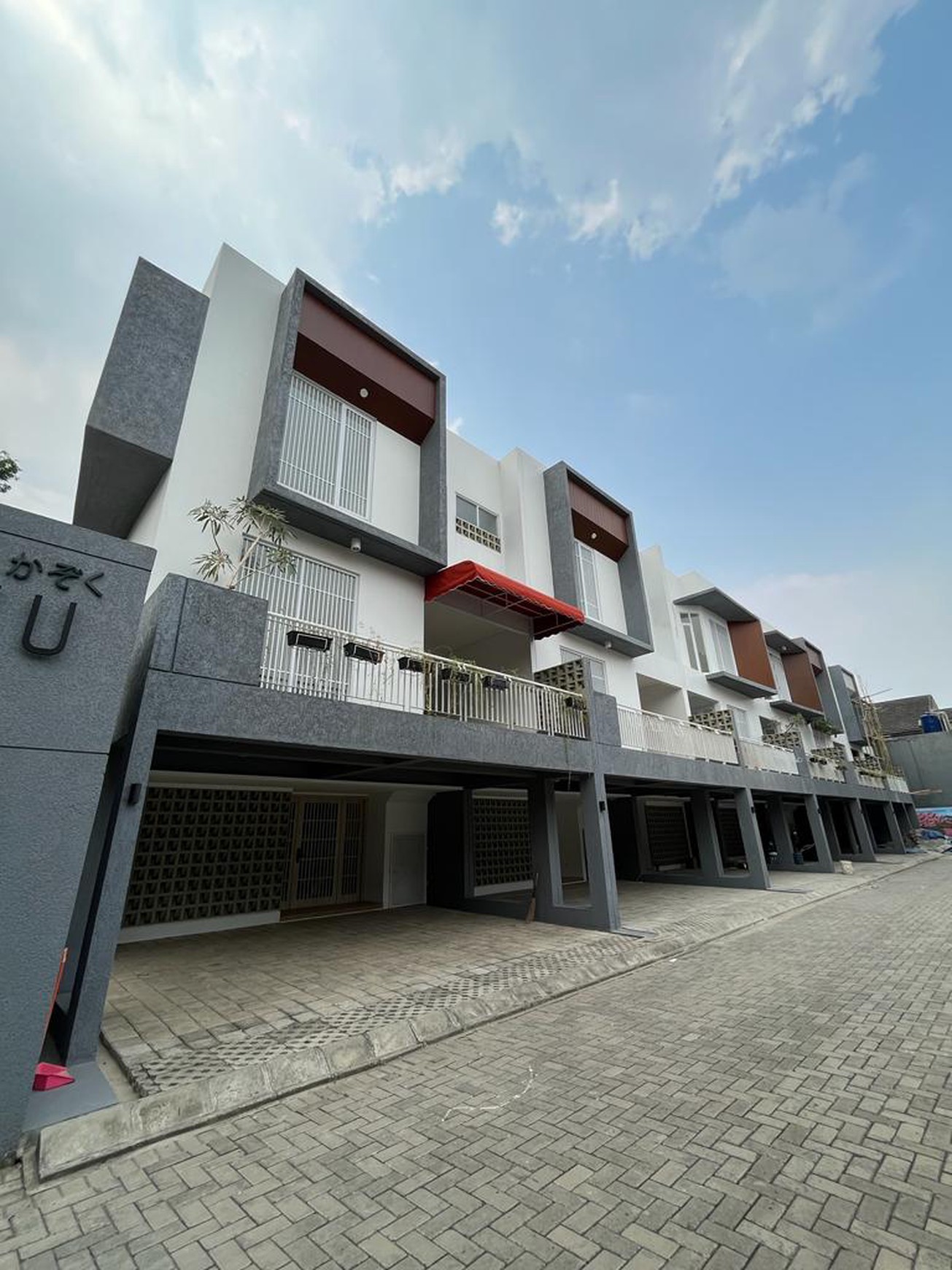 SISA 2 UNIT! Rumah Baru Modern Minimalis - Cluster Eksklusif Cinere