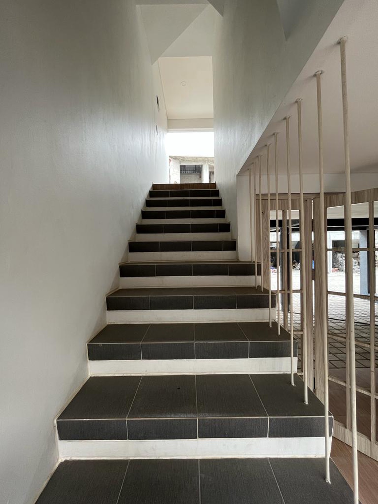 SISA 2 UNIT! Rumah Baru Modern Minimalis - Cluster Eksklusif Cinere