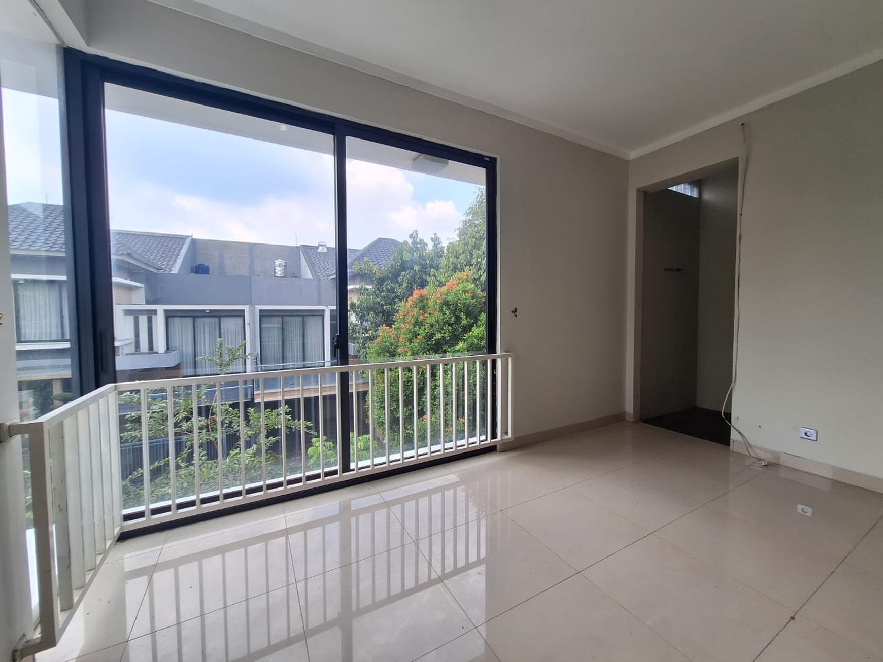 Rumah 2 lantai,dalam cluster di Bintaro Jaya 7
