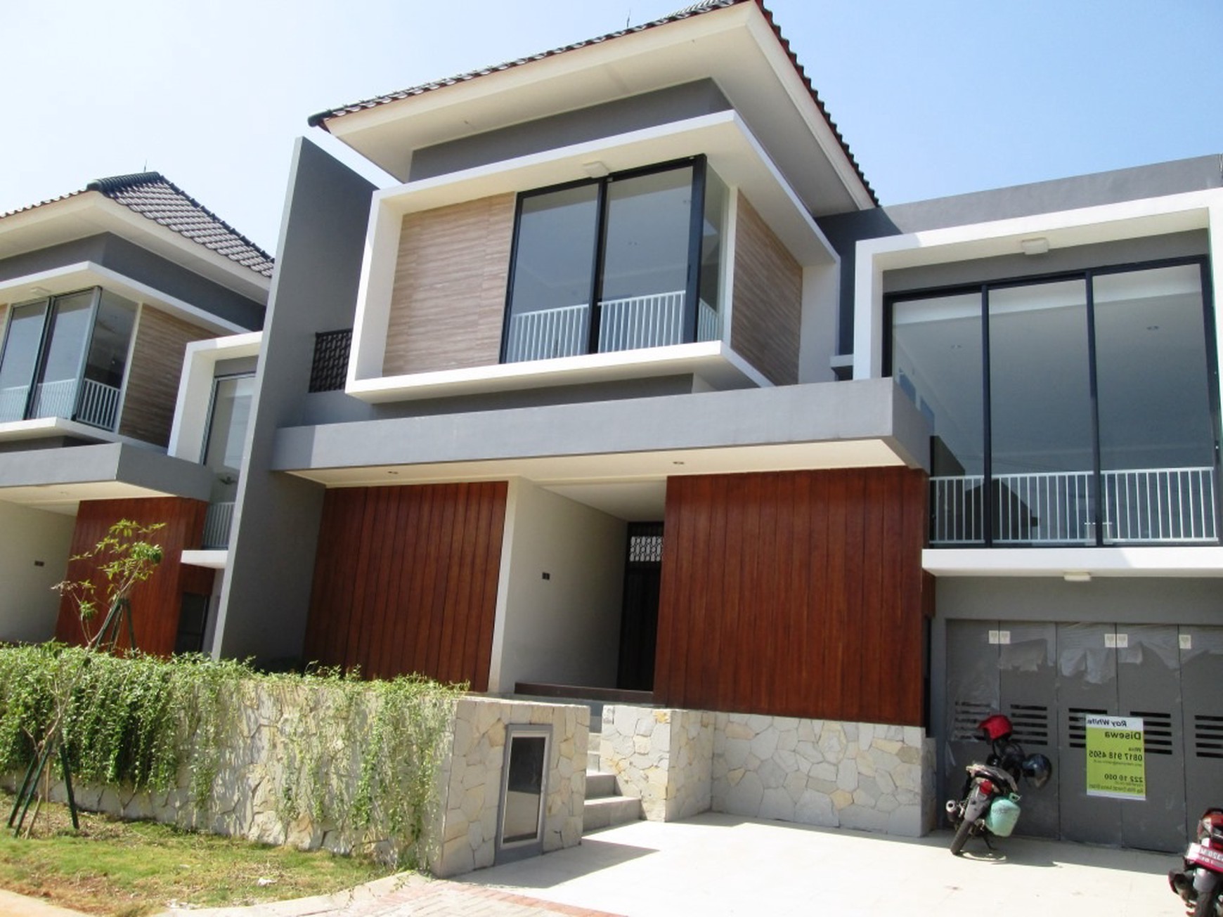 Rumah 2 lantai,dalam cluster di Bintaro Jaya 7
