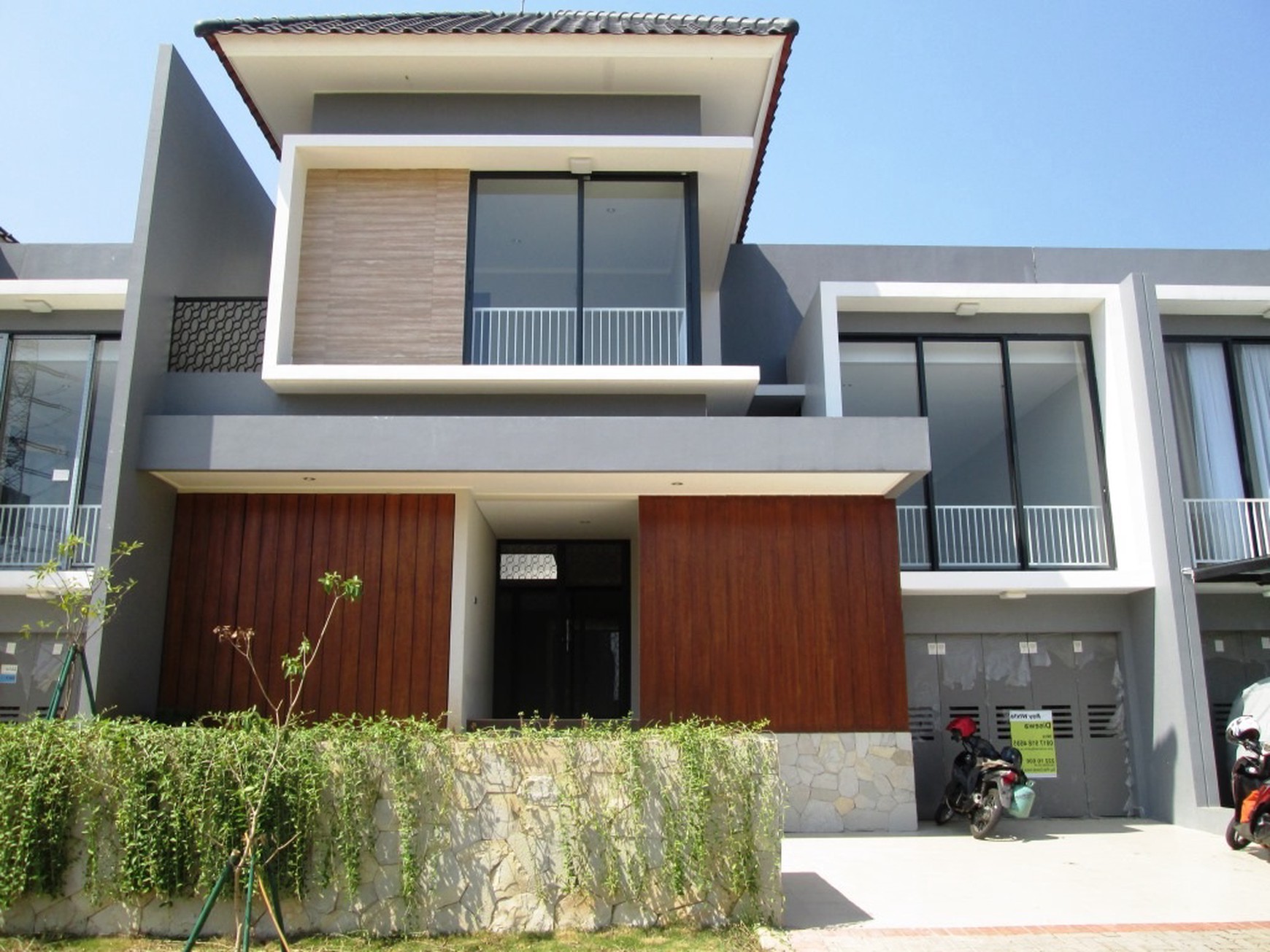 Rumah 2 lantai,dalam cluster di Bintaro Jaya 7