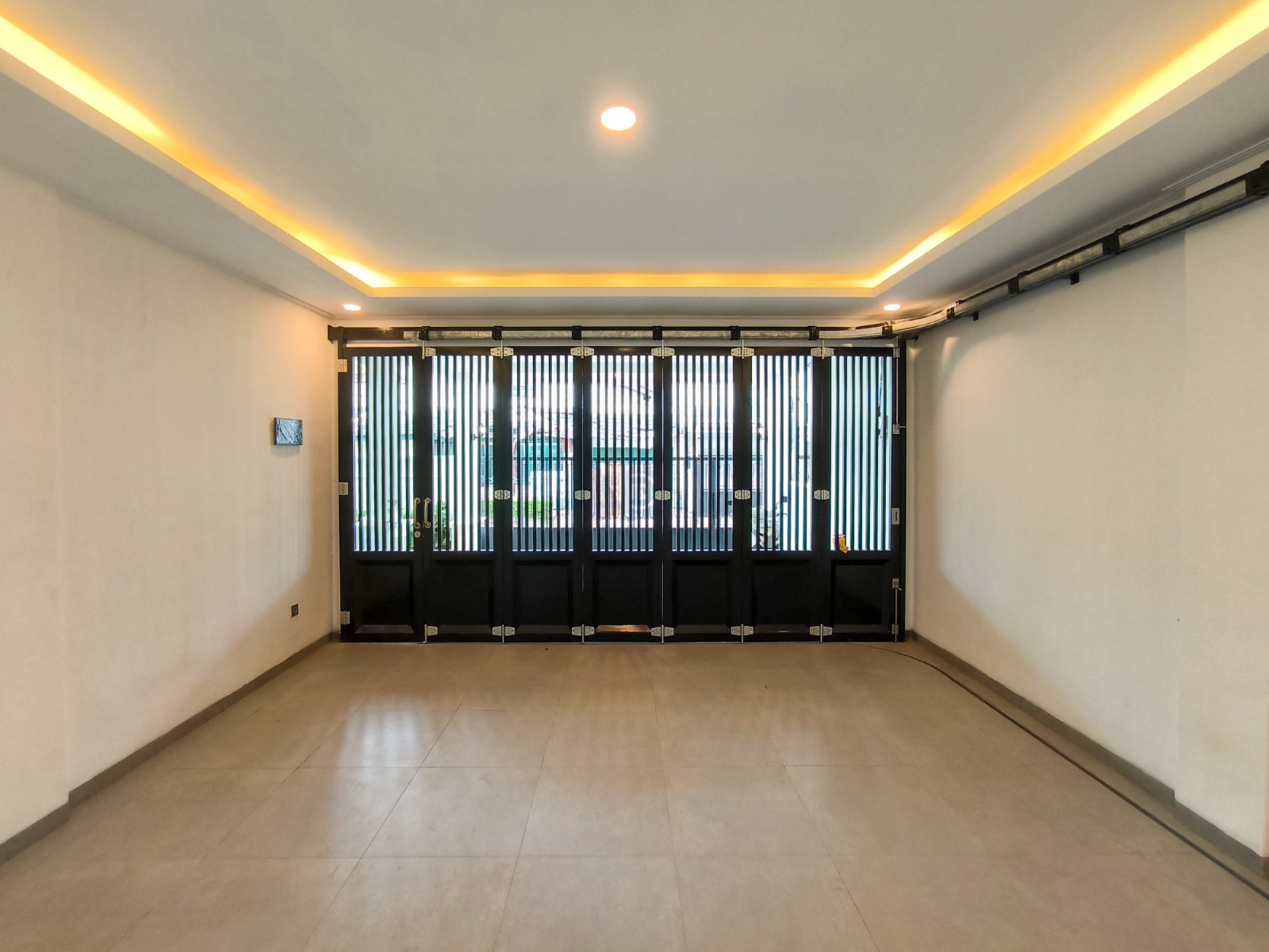 Rumah ada swimming pool,jalan lebar di Bintaro Jaya 9