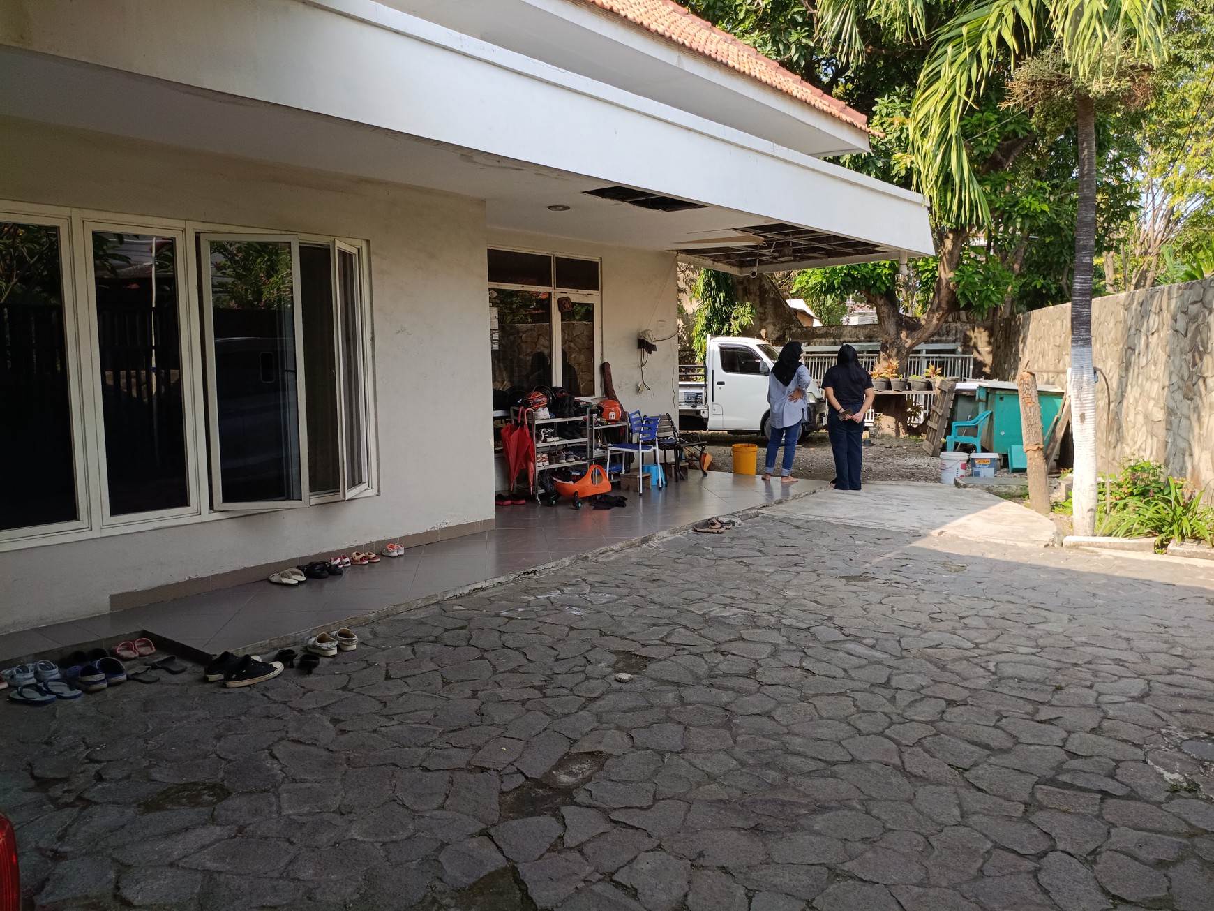 Dijual Rumah Luas Jemur Andayani | SHM, Dekat SMA Petra 5
