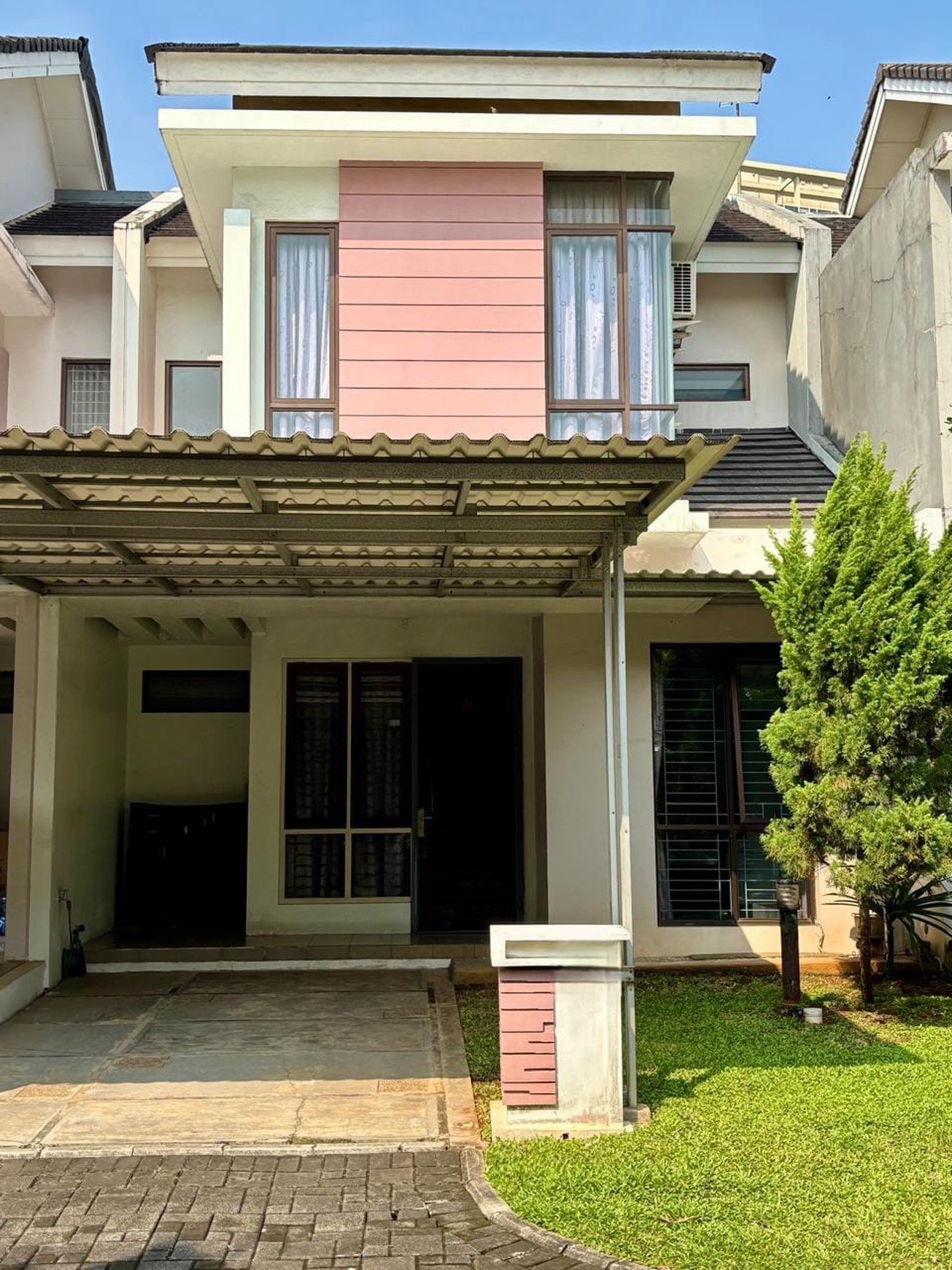 Rumah Minimalis 2 Lantai di Foresta BSD Dekat Akses Tol