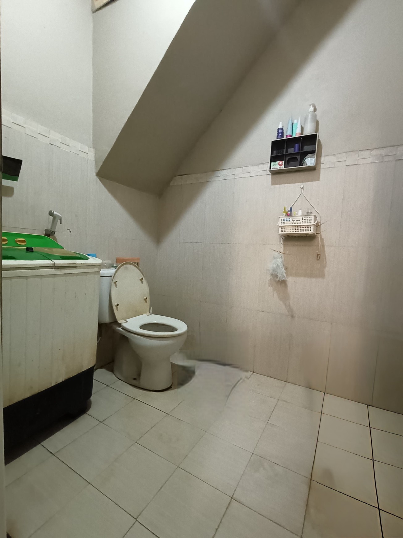 Rumah nyaman dan bebas banjir di Tebet Jakarta Selatan