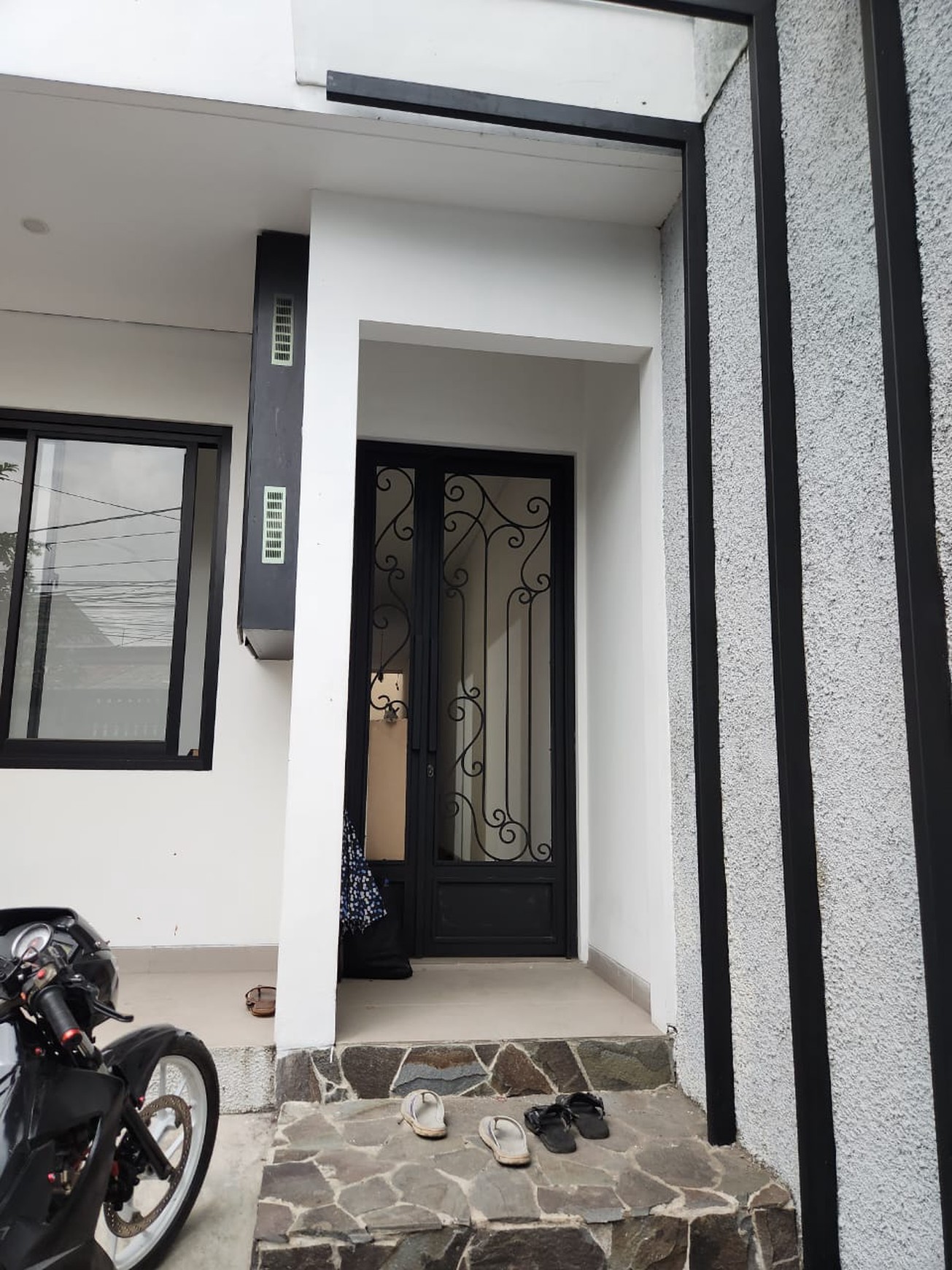 Dijual rumah kos2an di Jl Ungaran - Guntur - Jakarta Selatan