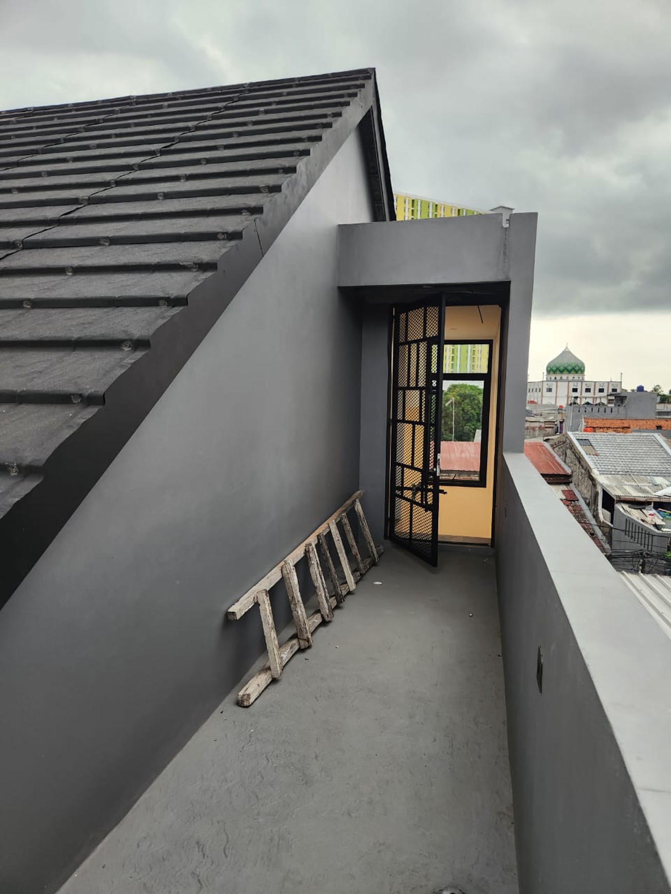 Dijual rumah kos2an di Jl Ungaran - Guntur - Jakarta Selatan