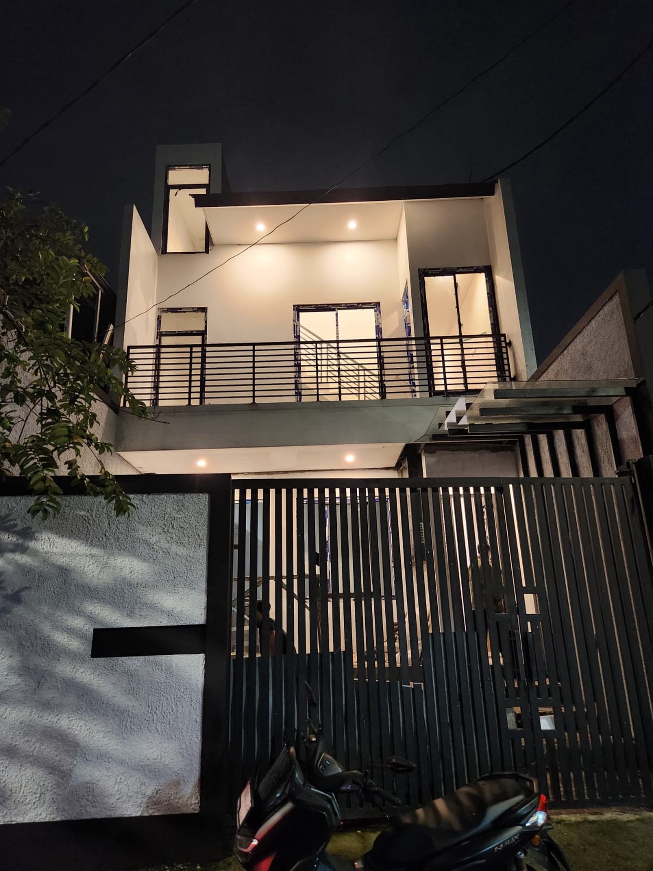 Dijual rumah kos2an di Jl Ungaran - Guntur - Jakarta Selatan