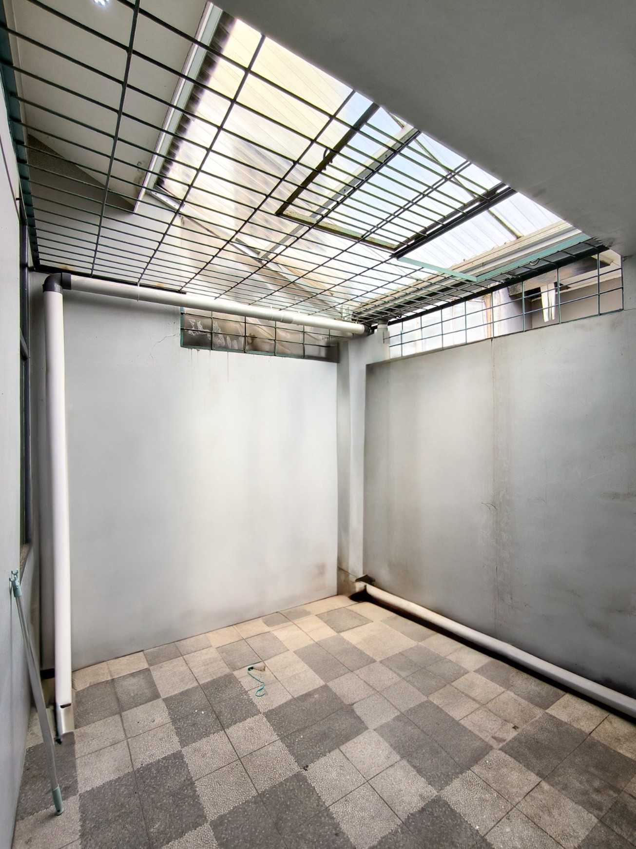 Rumah Secondary Bagus 2 Lantai Di Bsd Nusaloka Tangerang