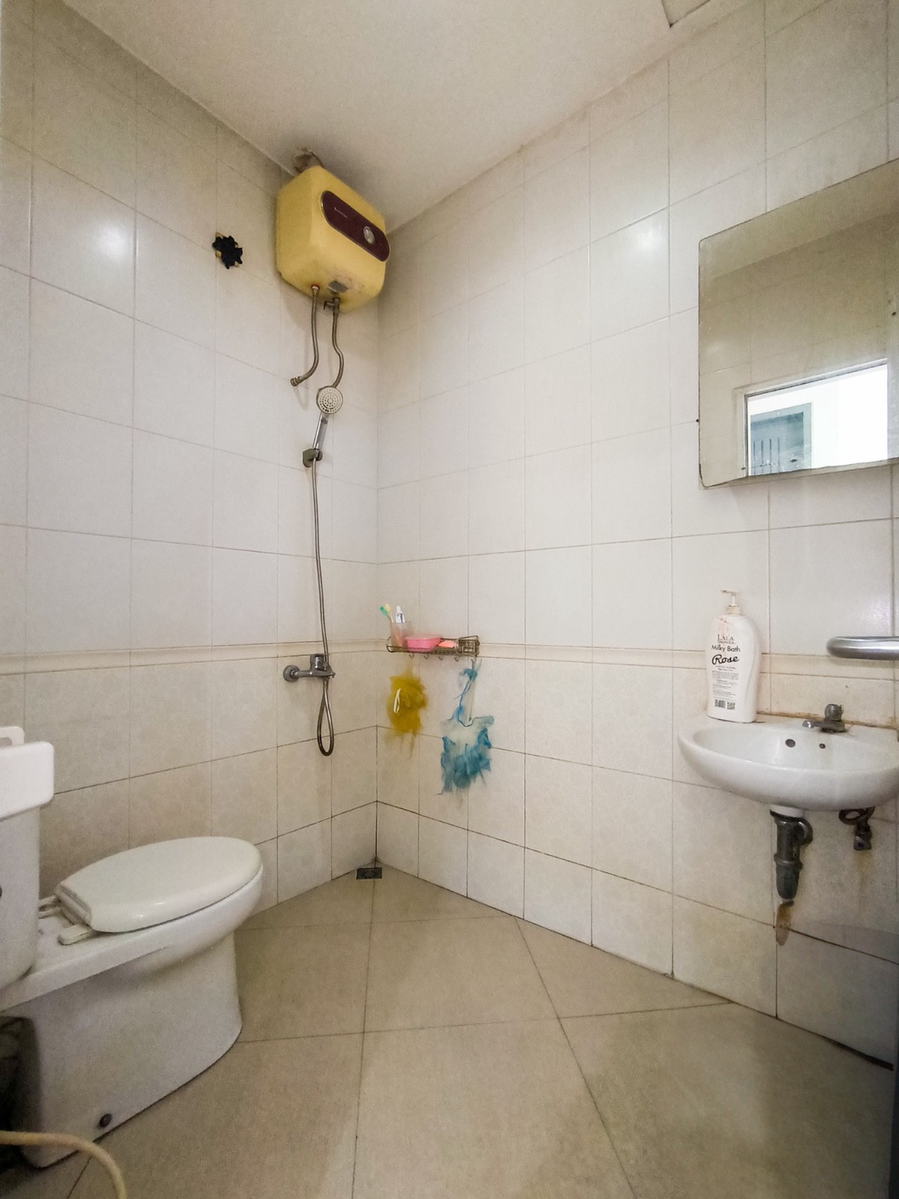 Rumah Secondary Bagus 2 Lantai Di Bsd Nusaloka Tangerang