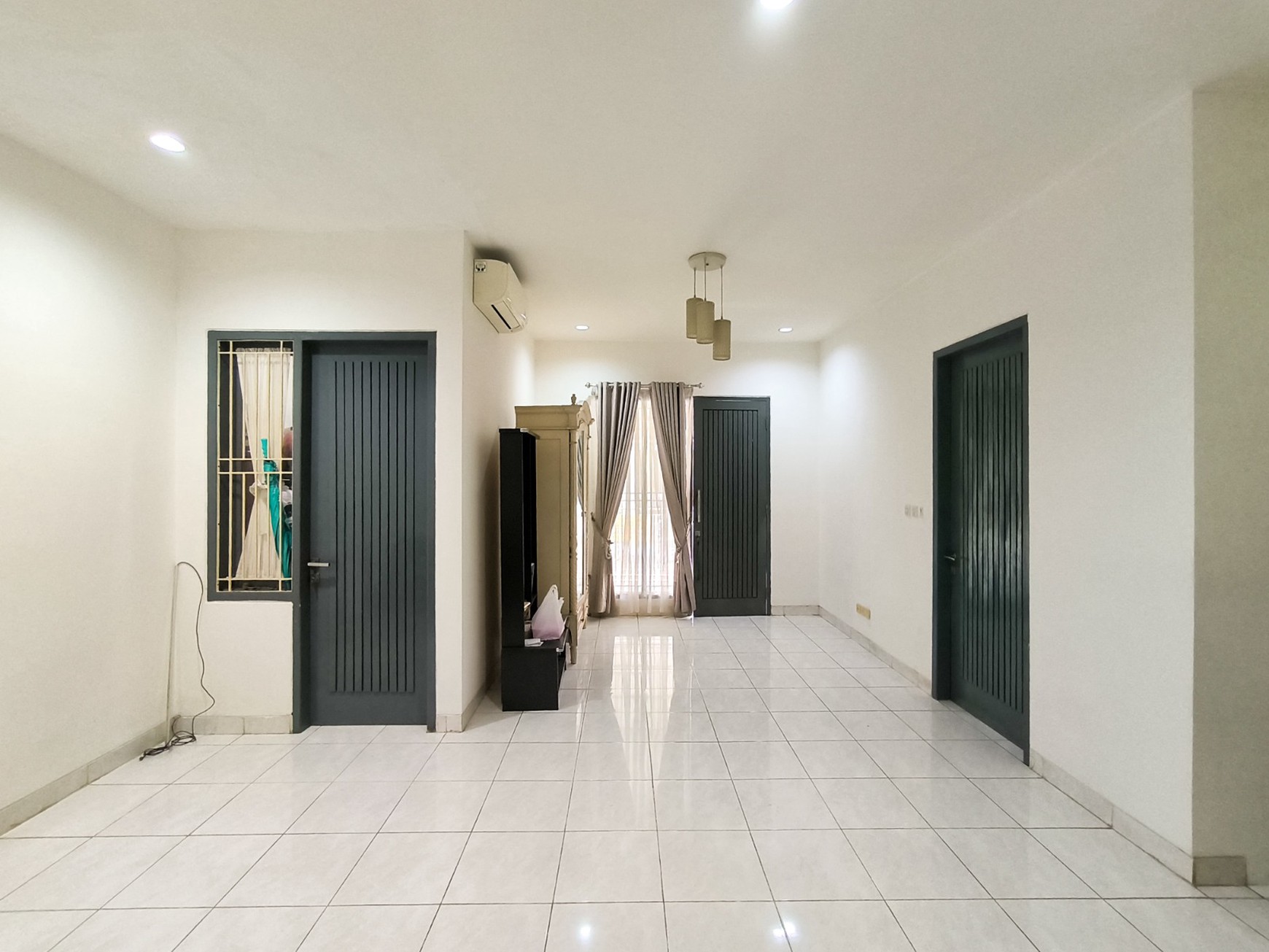 Rumah Secondary Bagus 2 Lantai Di Bsd Nusaloka Tangerang