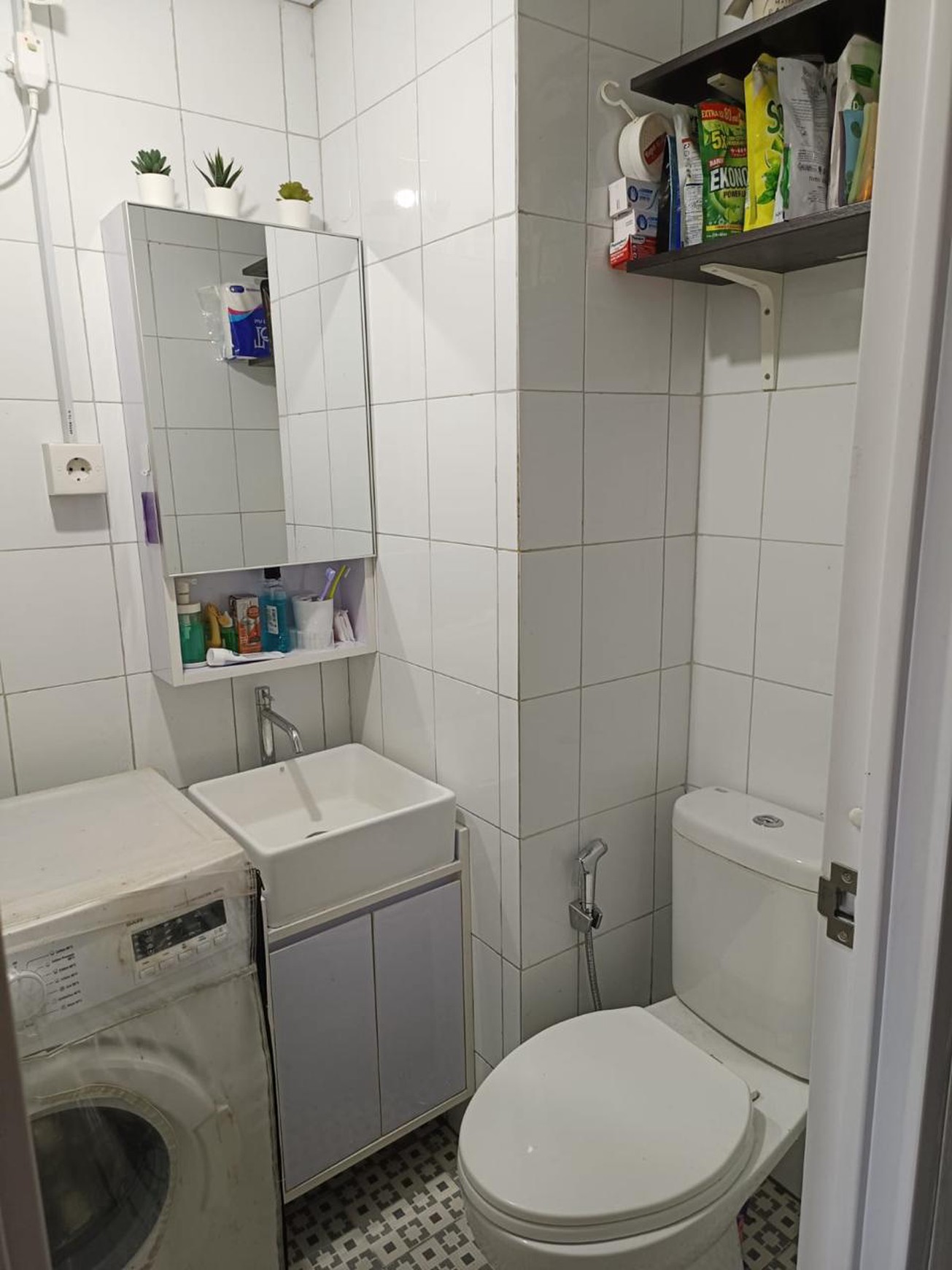 Rumah Hitung Tanah Area Cipete