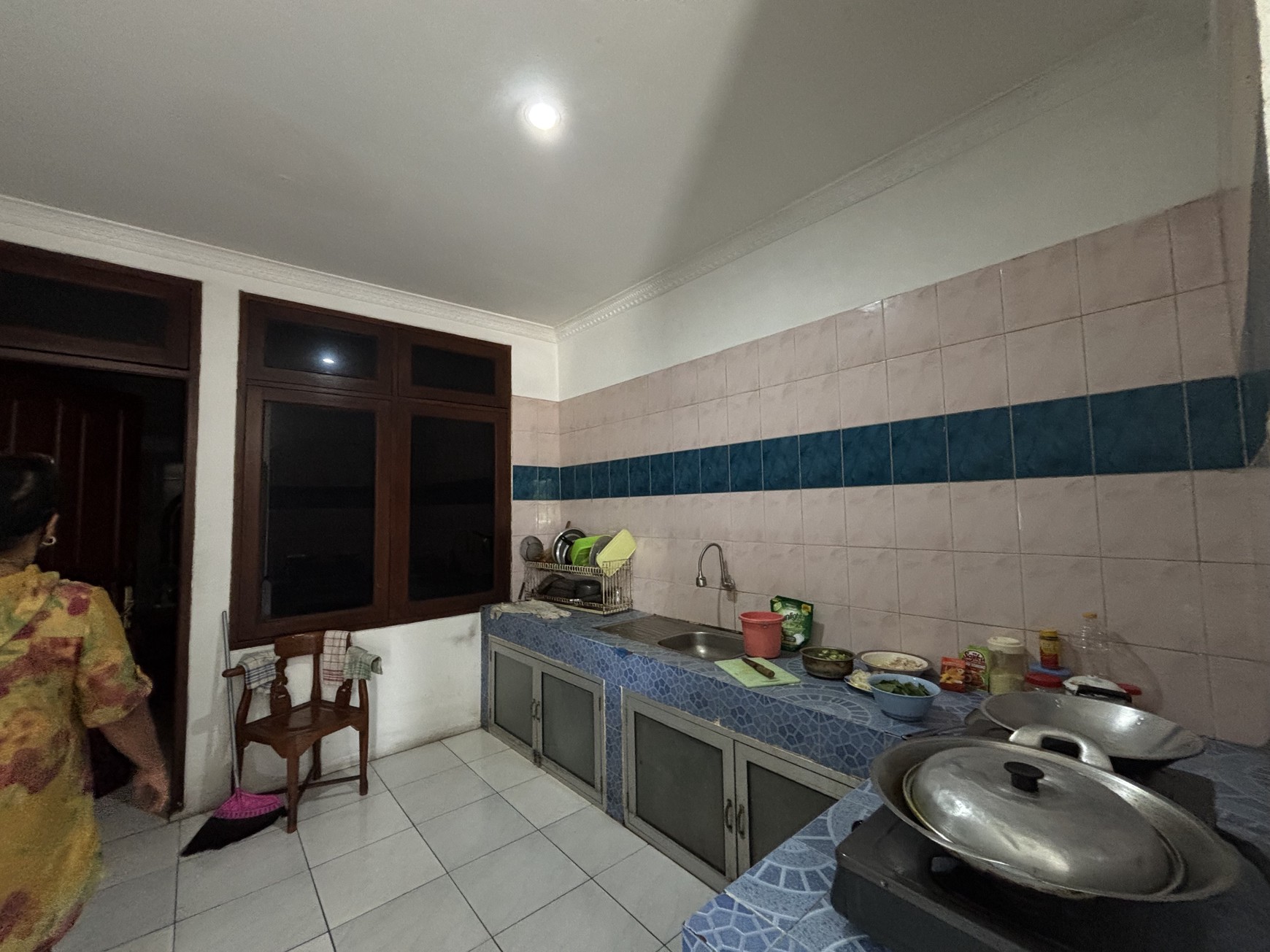 Rumah 2 Lantai Hoek di  di Raffles Hills 