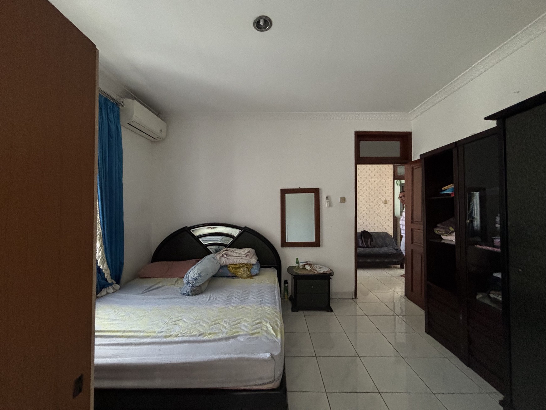 Rumah 2 Lantai Hoek di  di Raffles Hills 