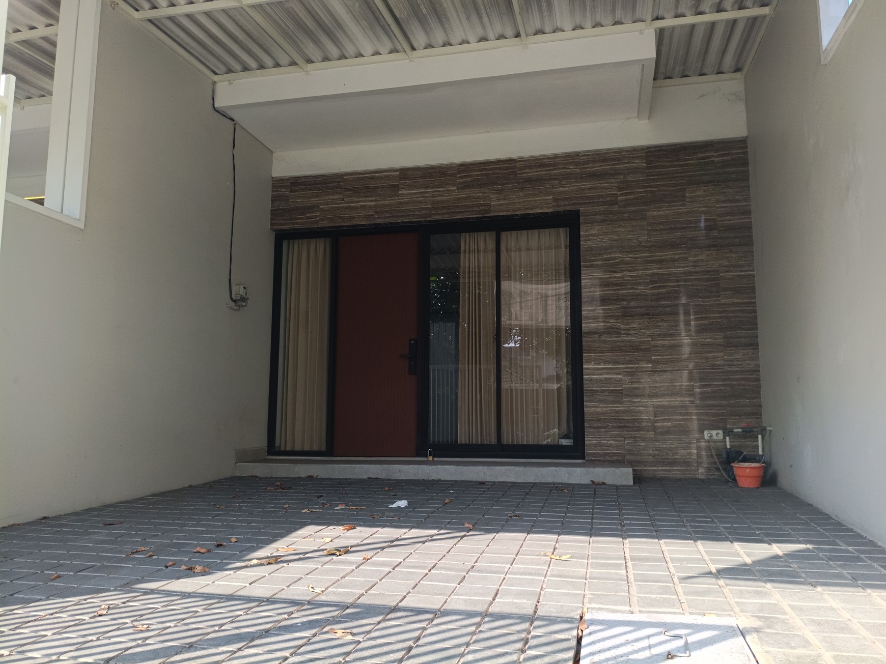 Rumah 2 Lantai Minimalis Surabaya Timur | Semi Furnished Rungkut Menanggal