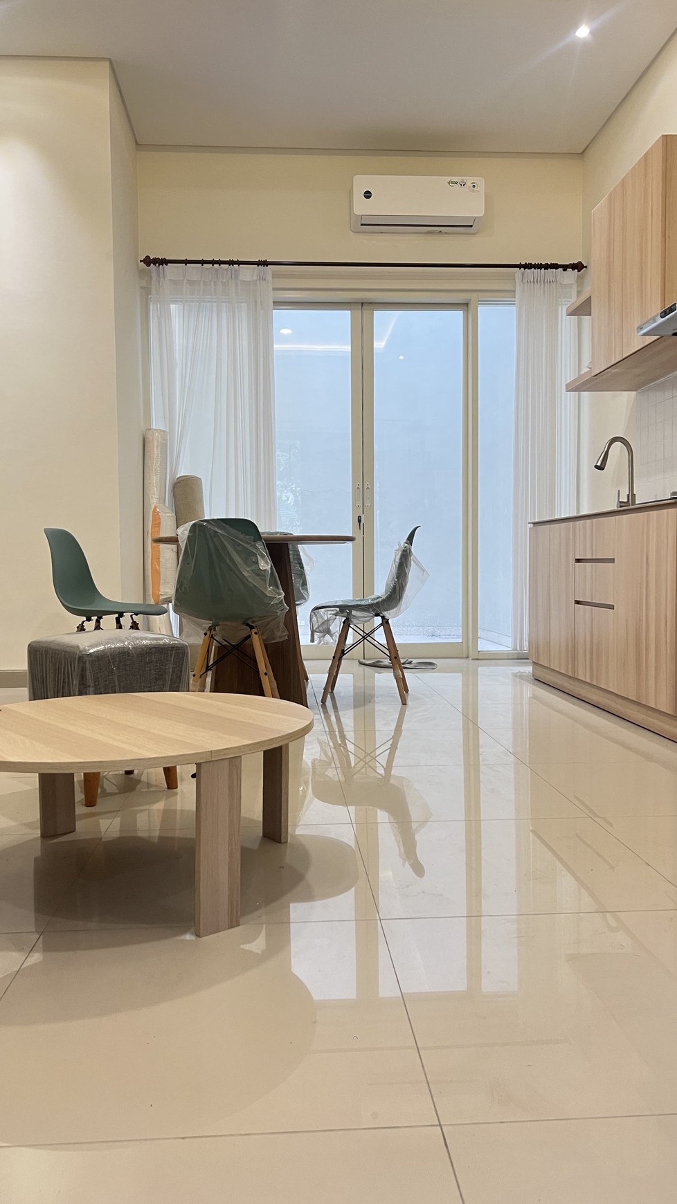 Rumah 2 Lantai Minimalis Surabaya Timur | Semi Furnished Rungkut Menanggal