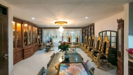 Rumah dekat pos satpam di Bintaro Jaya 7