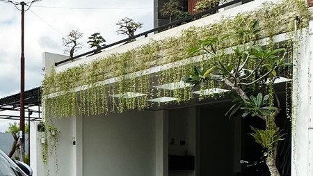 Rumah Mewah Furnish Dalam Perum Pondok Permai Parangtritis, Panggungharjo Sewon Bantul