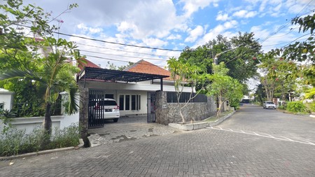 Dijual Rumah Siap Huni 500 m2 di Jemur Andayani - Lokasi Tengah Kota