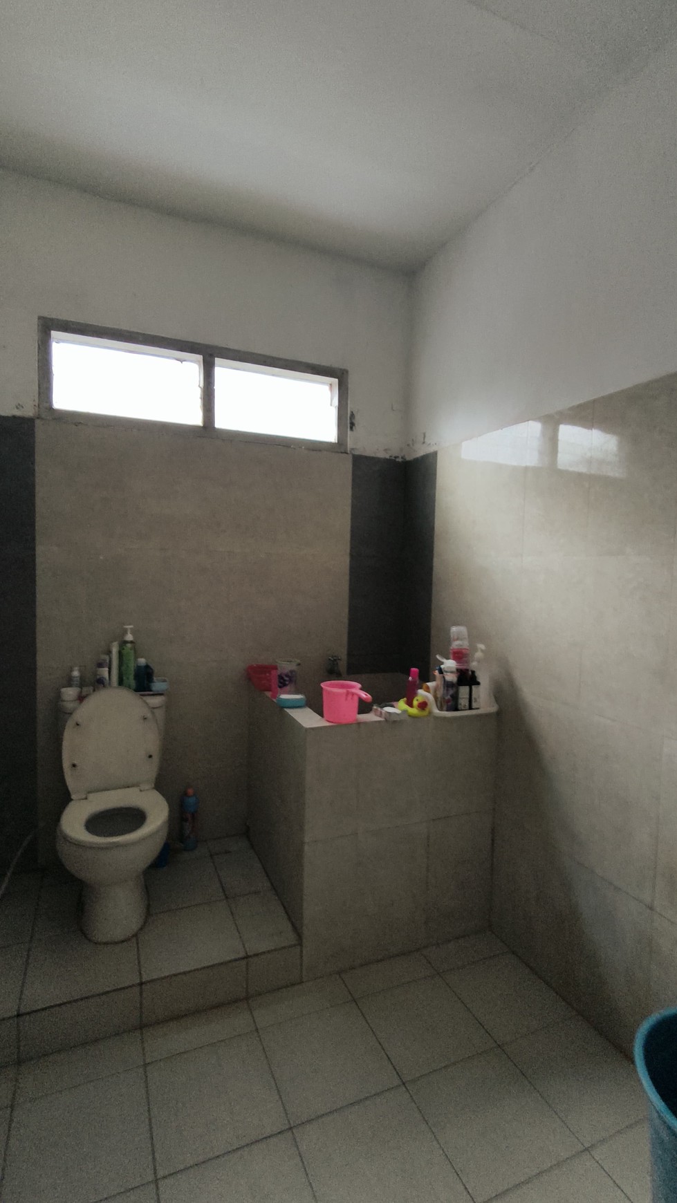 Dijual Rumah Siap Huni 500 m2 di Jemur Andayani - Lokasi Tengah Kota