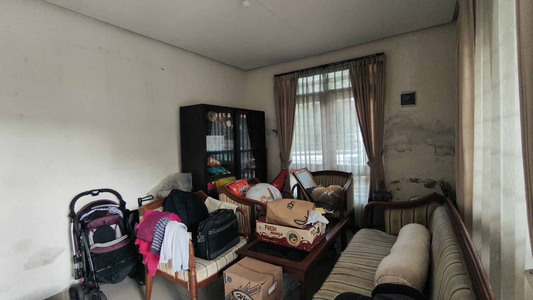 Dijual Rumah Siap Huni 500 m2 di Jemur Andayani - Lokasi Tengah Kota