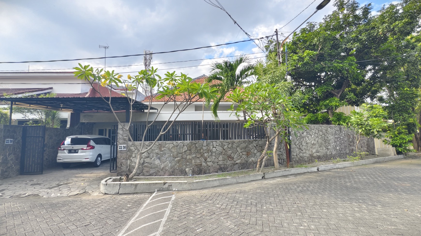Investasi Properti Jemur Andayani Surabaya - Rumah Luas Siap di Kembangkan