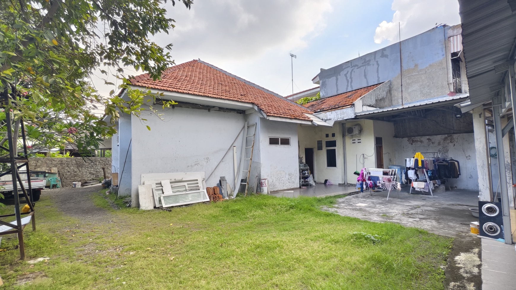 Investasi Properti Jemur Andayani Surabaya - Rumah Luas Siap di Kembangkan