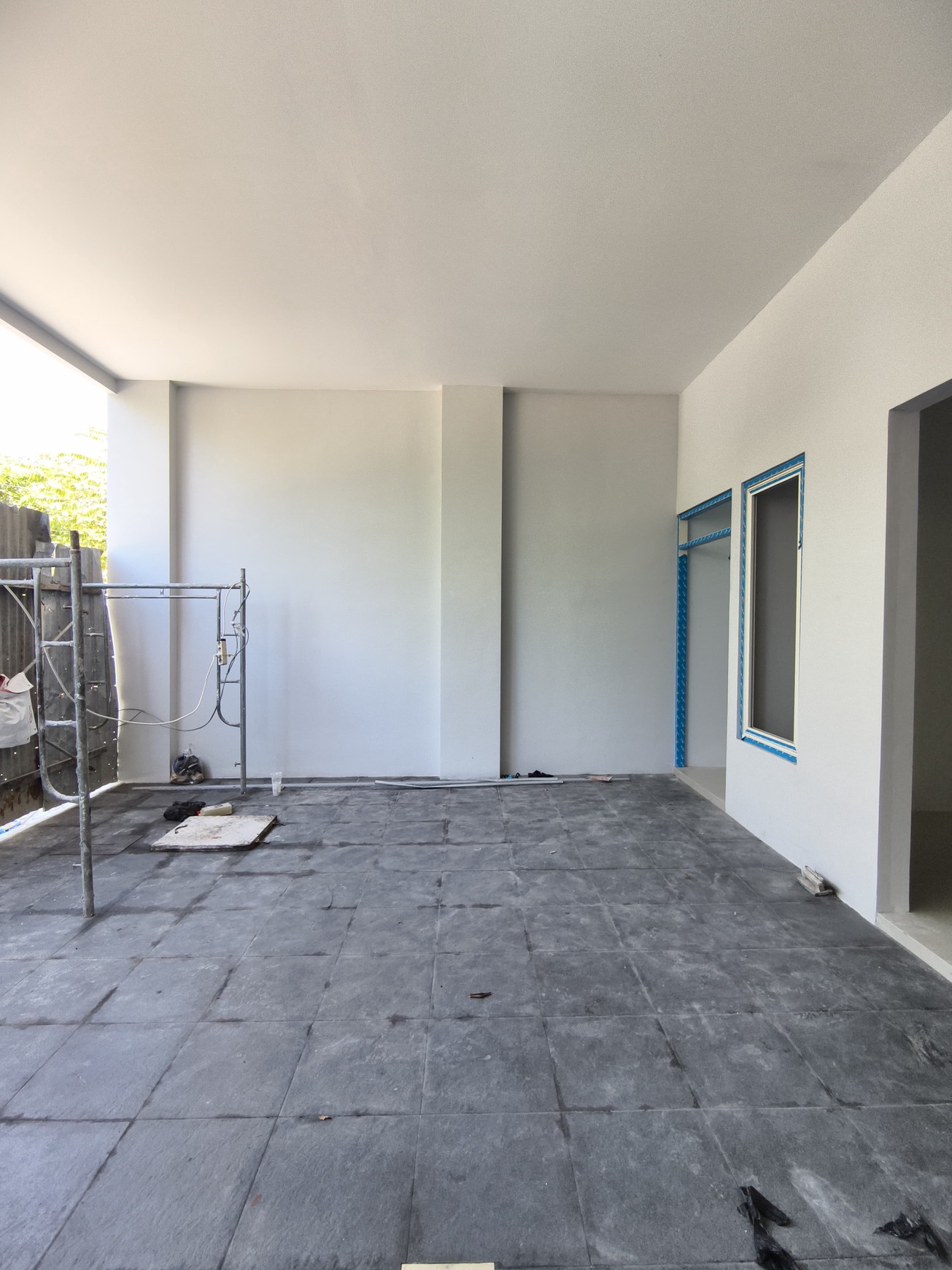 Investasi Rumah Kos Eksklusif di Zona Kampus MERR - 12 Kamar, Carport 2 Mobil