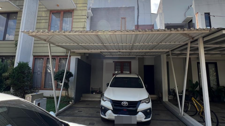 Rumah Bagus Di Green Wood Town House Pondok Ranji 