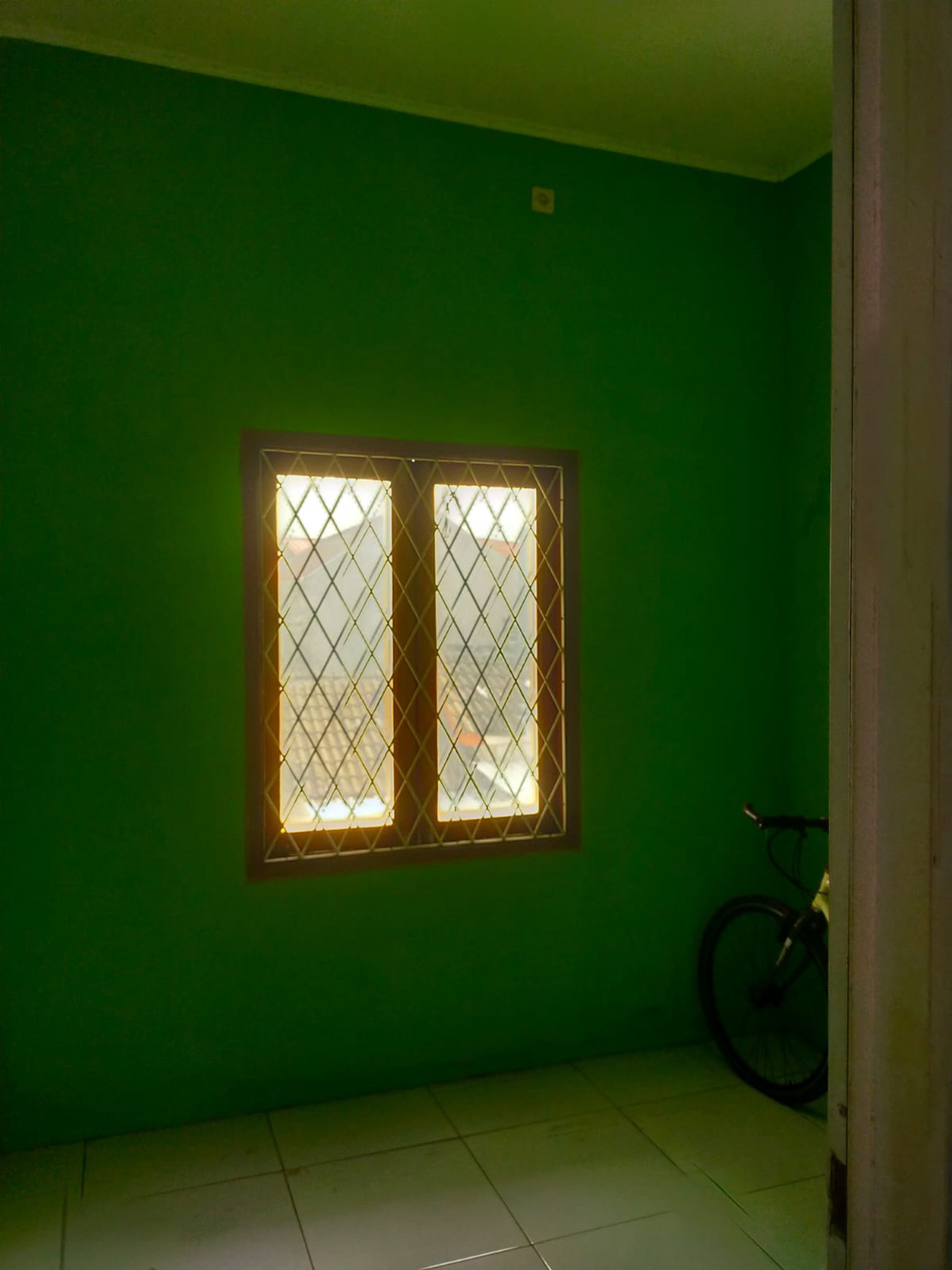 Raumah Minimalis 2 Lantai, di Pondok Aren