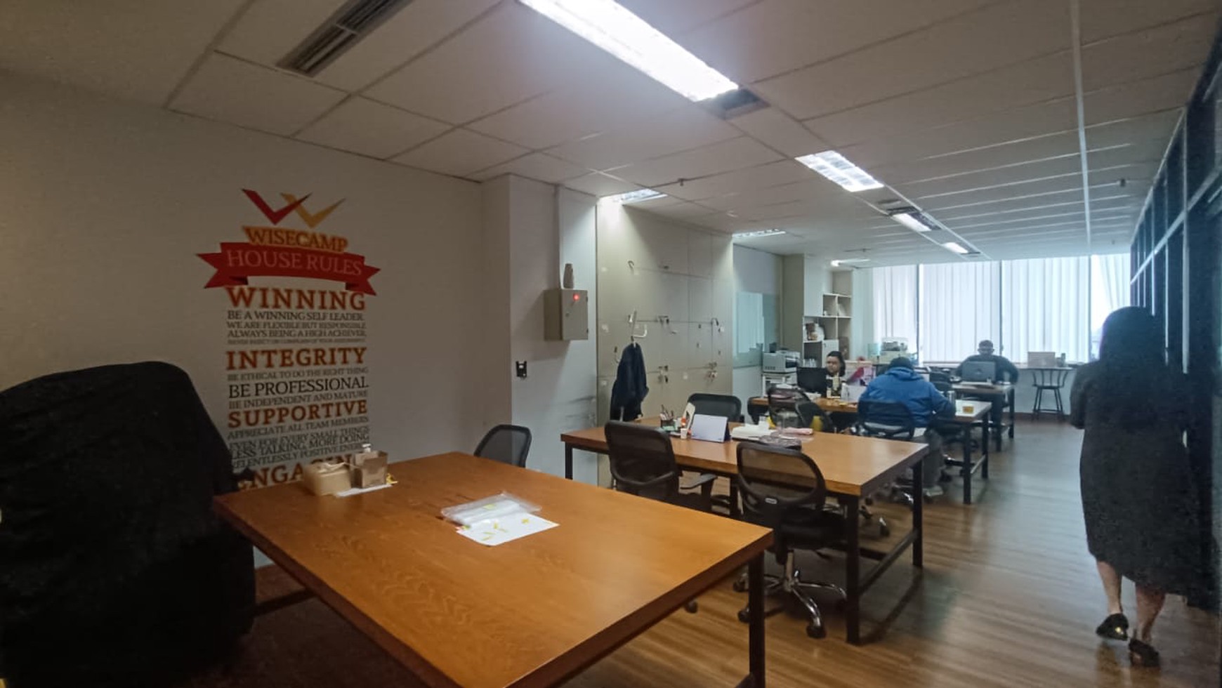 DIJUAL UNIT KOMERSIL JAND GATOT SUBROTO