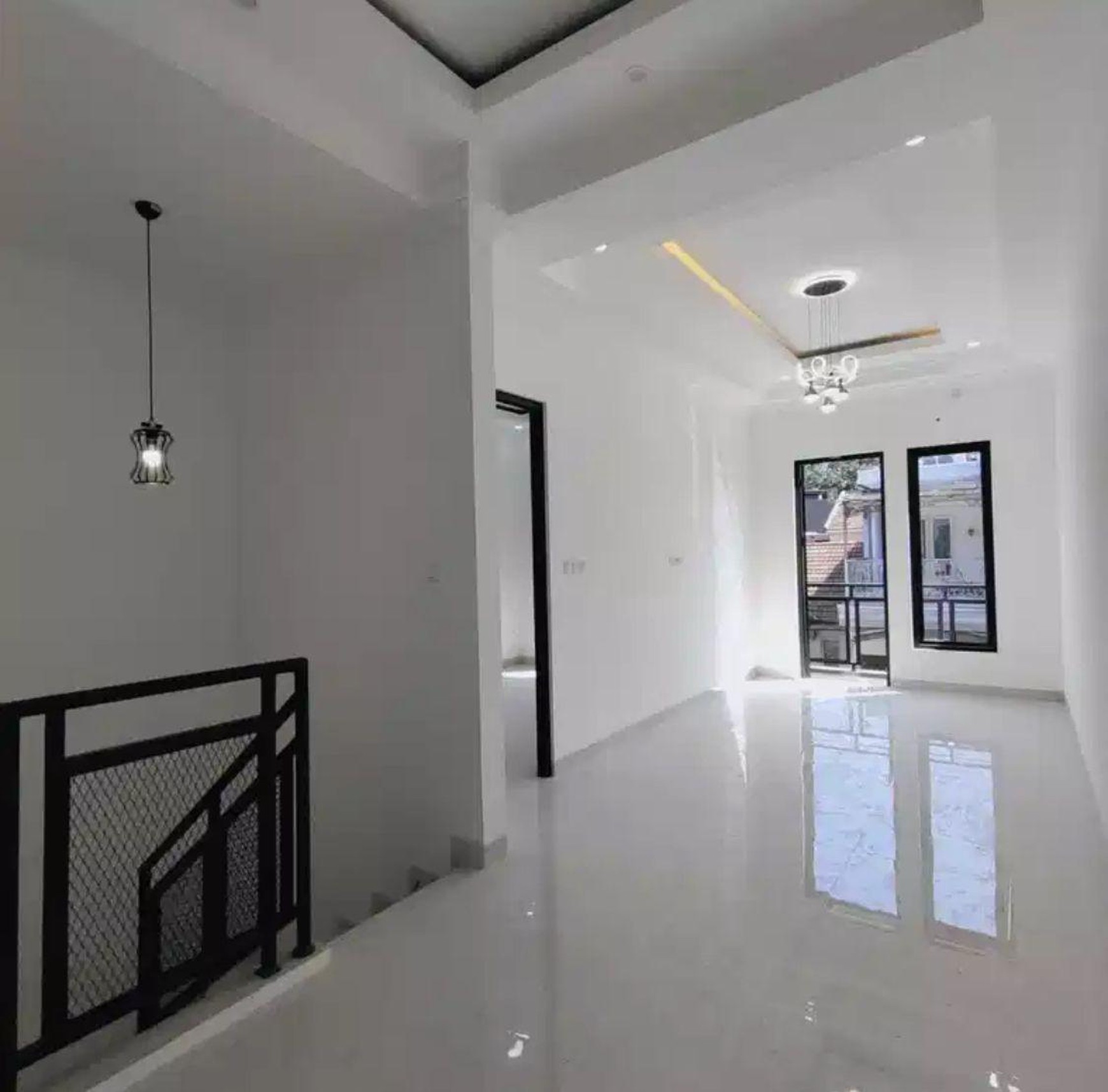 Rumah Di Kencana Loka BSD