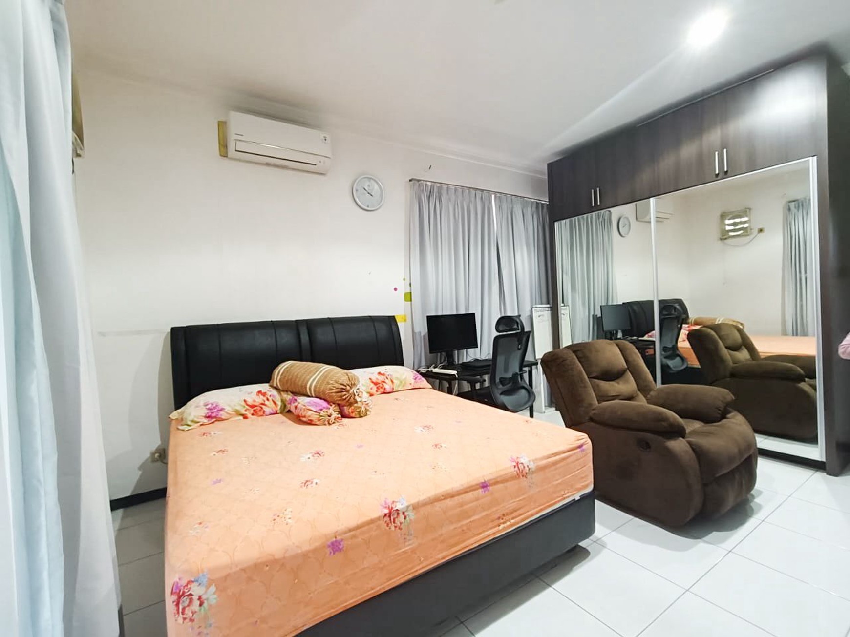 Disewakan Rumah Tinggal Siap Huni Di  kebayoran Baru Jakarta Selatan