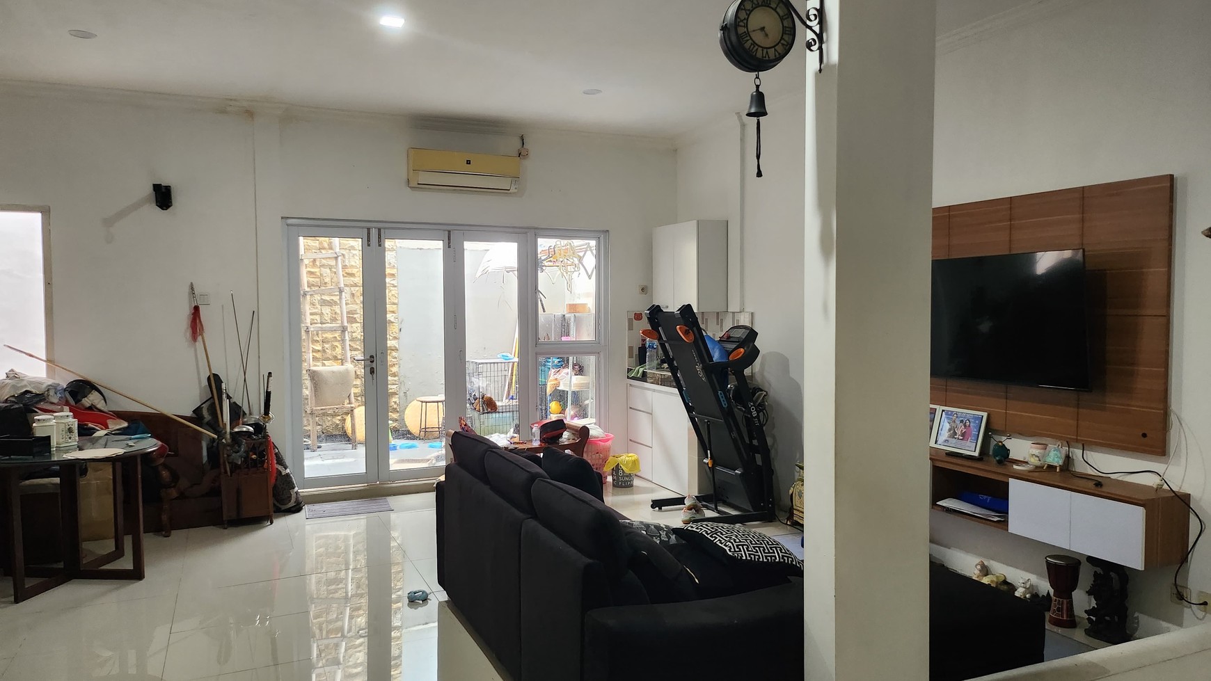 Rumah 2 Lantai Siap Huni Fasilitas Umum Serba Dekat di Jalan Marinir Timur Pondok Kelapa