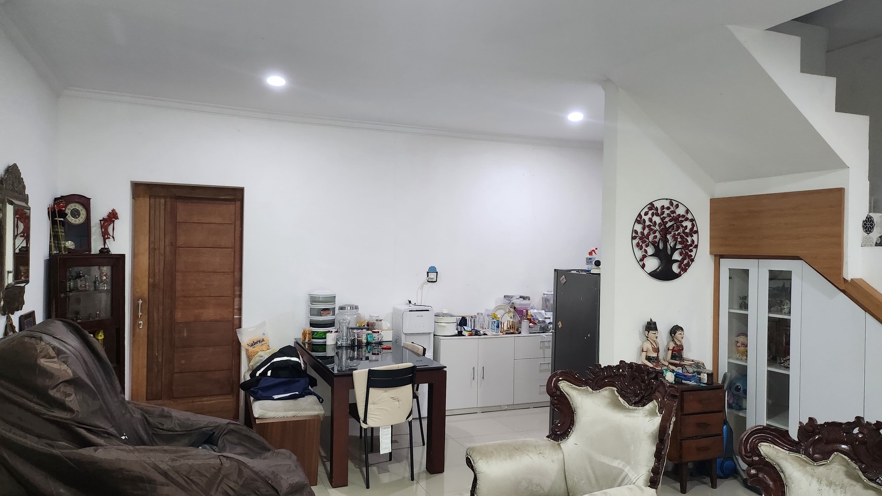 Rumah 2 Lantai Siap Huni Fasilitas Umum Serba Dekat di Jalan Marinir Timur Pondok Kelapa