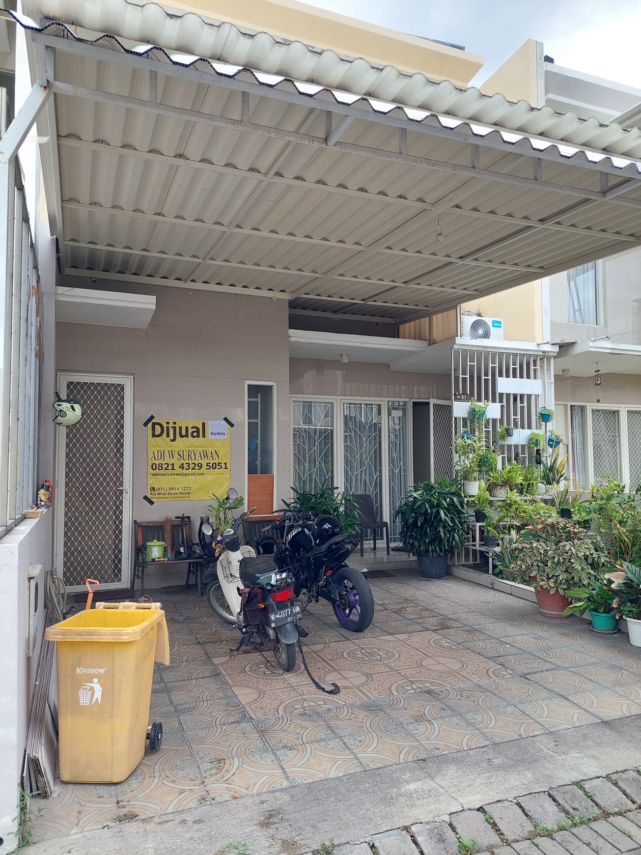 Rumah Mewah 2 Lantai Full Furnish Murah DE VICTORY REGENCY di Sukomanunggal Surabaya Barat