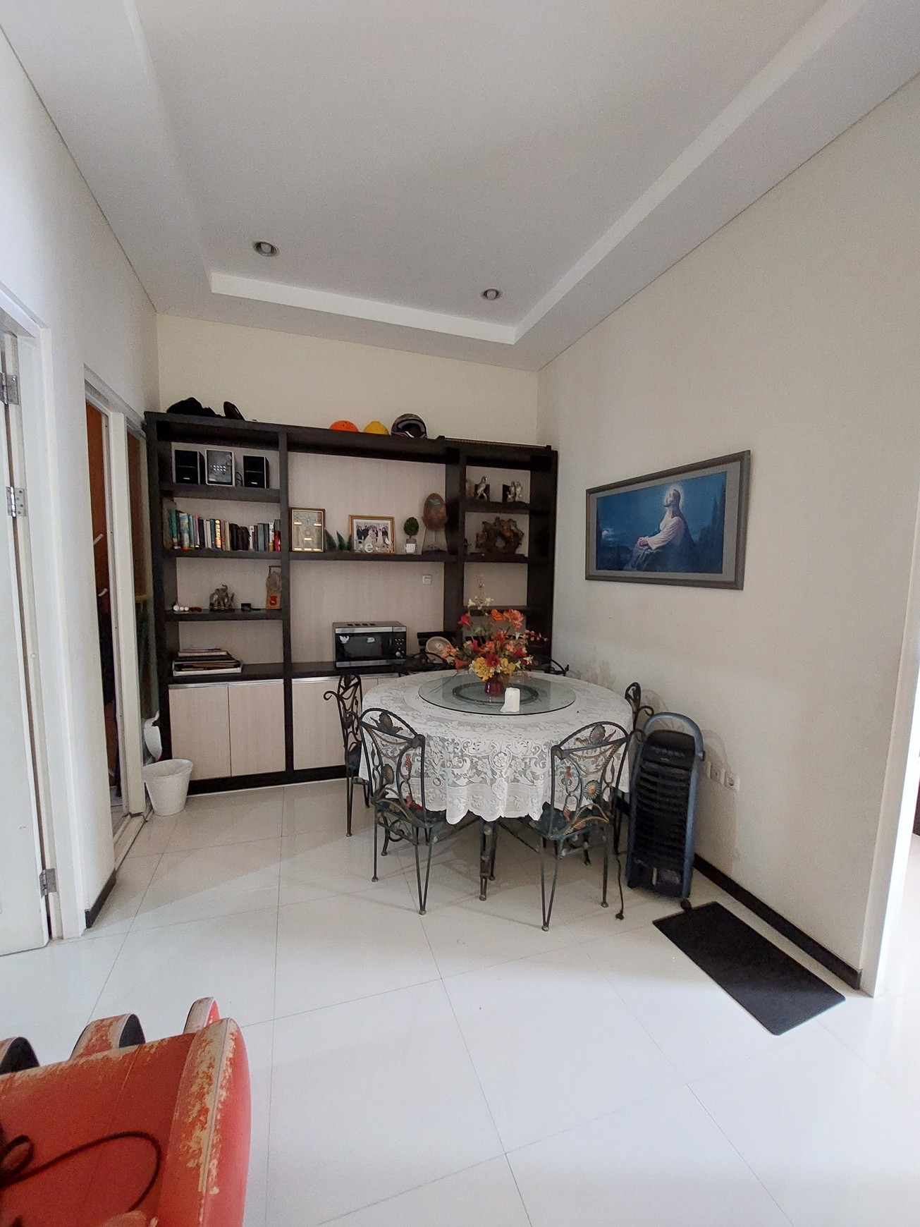 Rumah Mewah 2 Lantai Full Furnish Murah DE VICTORY REGENCY di Sukomanunggal Surabaya Barat