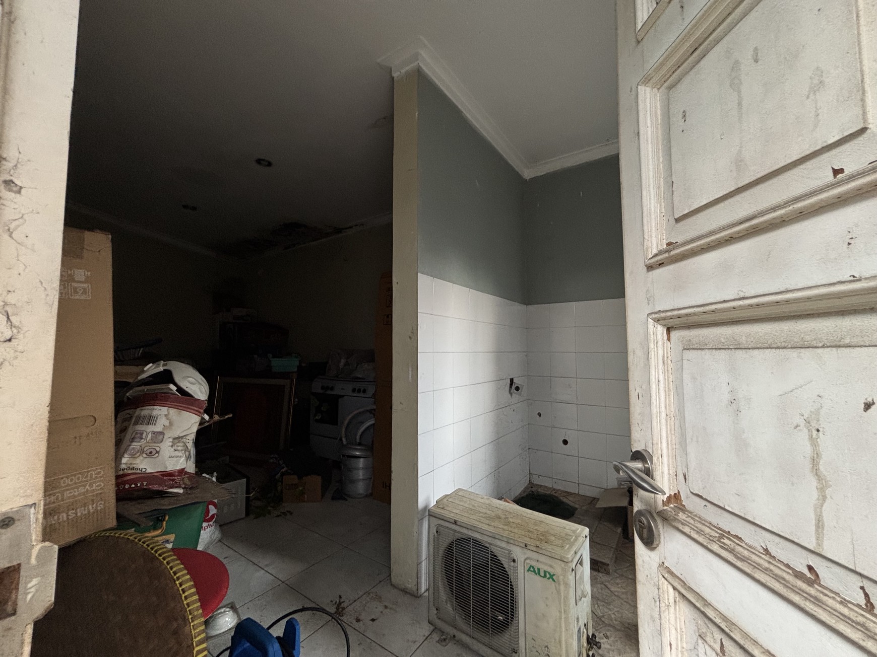 Rumah Besar - 2 Lantai di Kp Cirumput Limus Nunggal Cileungsi 