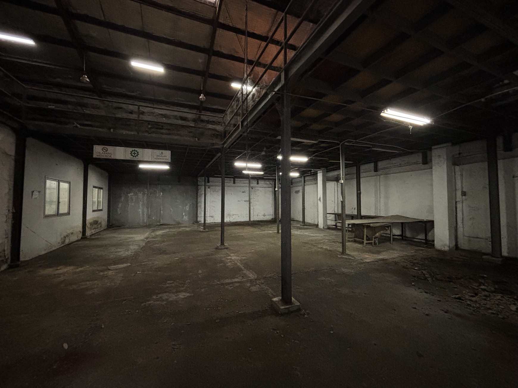 Rumah Besar - 2 Lantai di Kp Cirumput Limus Nunggal Cileungsi 