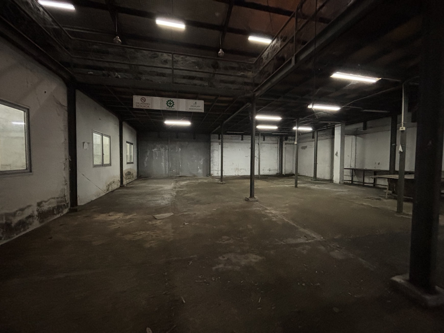 Rumah Besar - 2 Lantai di Kp Cirumput Limus Nunggal Cileungsi 